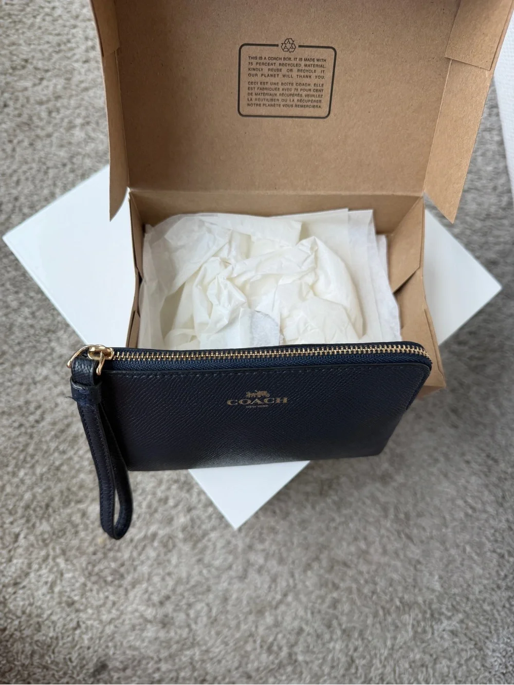 Coach Corner Zip Wristlet Black Crossgrain Leather Gold Hardware
